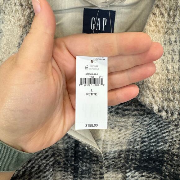 Gap Women's Black & Cream Plaid Wool Fuzzy Thick Shacket Size Large Petite - Picture 3 of 9